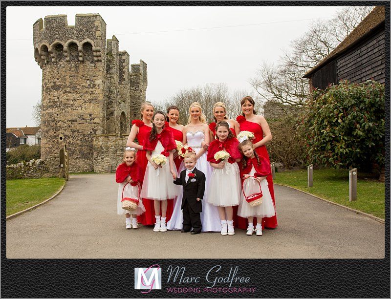 staying-warm-for-a-christmas-wedding staying-warm-for-a-christmas-wedding