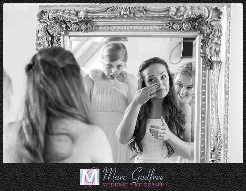 Unmissable wedding day photos- Pre-ceremony emotions Unmissable wedding day photos- Pre-ceremony emotions
