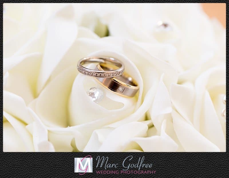Unmissable wedding day photos- The rings Unmissable wedding day photos- The rings