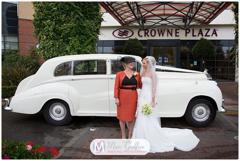 Wedding party roles-Mother of the Bride Wedding party roles-Mother of the Bride